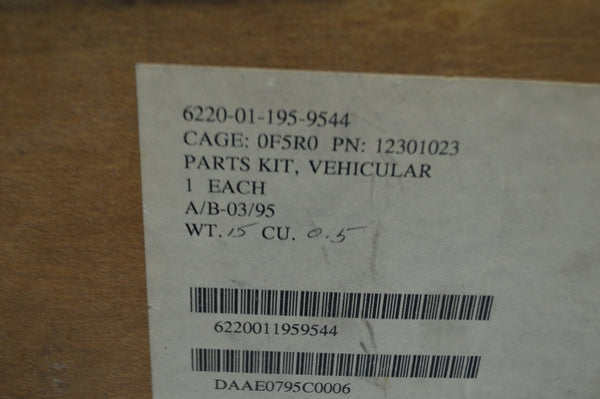 Parts Kit,Vehicle,Marker Light kit 2.5T/5T NSN:6220-01-195-9544 P/N 12301023
