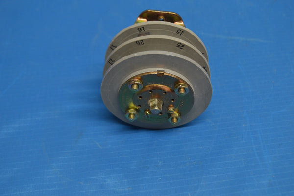 Electro Switch Co Rotary Switch 2 Position P/N24202G 002 NSN5930-00-259-8961