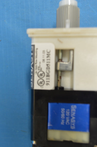 Senasys 911BGD511MC Selector Switch 120vac 50/60hz P/N:911PGD511MC