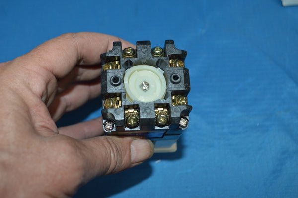 Senasys 911BGD511MC Selector Switch 120vac 50/60hz P/N:911PGD511MC