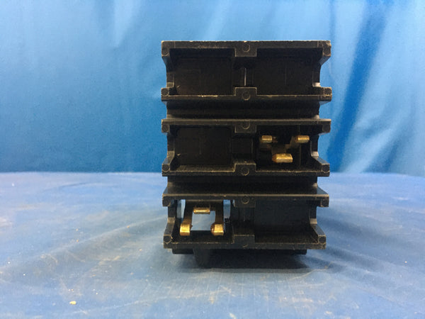 Square D Thermal-Magnetic Circuit Breaker FA24030BC / 30 Amp / 2 Pole / 480VAC