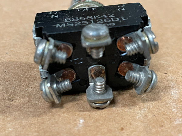 Raytheon MS25126-D1 Military Grade Toggle Switch NSN:5930-00-577-0069