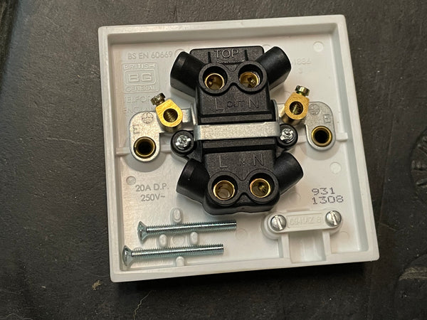 BG Electrical 931-01 D.P. Switch With Neon Indicator 20A 250V