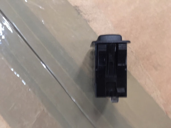 CARLING TECHNOLOGIES L11B1 ROCKER SWITCH ON/OFF 15A 24V NSN:5930-01-577-5265