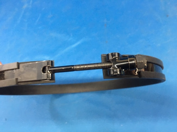 NOS Loop Clamp Model:12421379-011 NSN:5340-01-542-4573