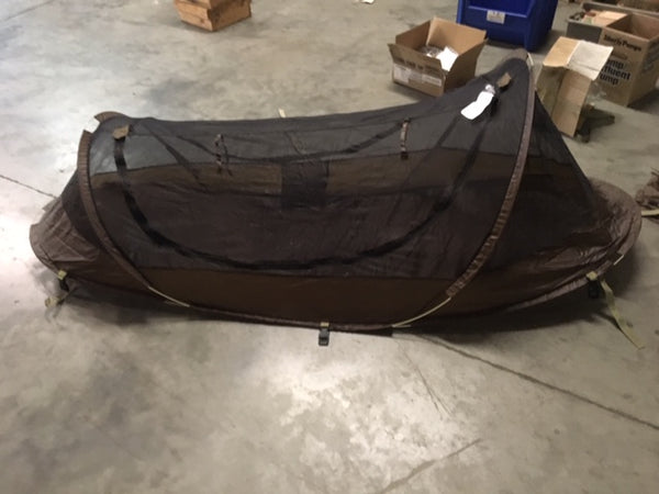 New GI Iguana BedNet 86" Self Supporting Pop Up Tent w/ Storage Pouch Coyote NSN:3740-01-518-7310