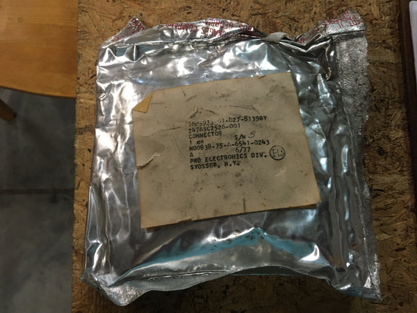 Itt Cannon Electrical Receptacle Connector NSN:5935-01-027-8139 Model:50-662-2210-89 P/N:247ASC2526-001