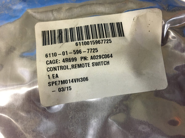 Cummins Power Generation Remote Control Switch NSN:6110-01-596-7725 P/N:A029C064 Model:04-21227